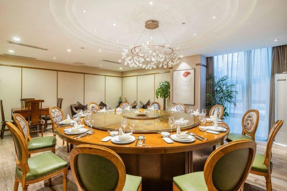 Rezen Hotel Chongqing Shanggao Hotel in China