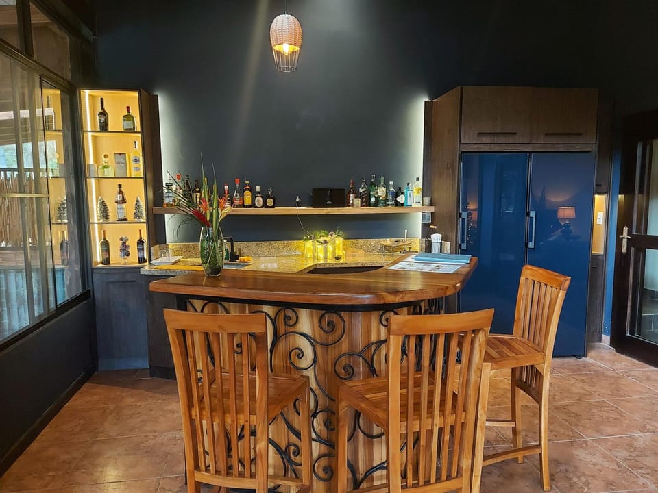 Bar/lounge