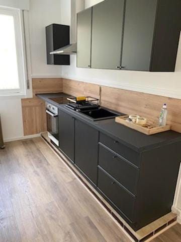 TOUCH AND GO Hotel in Cambrai