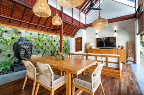 Dua villas Bali - Modern Balinese Escape Hotel in Mengwi
