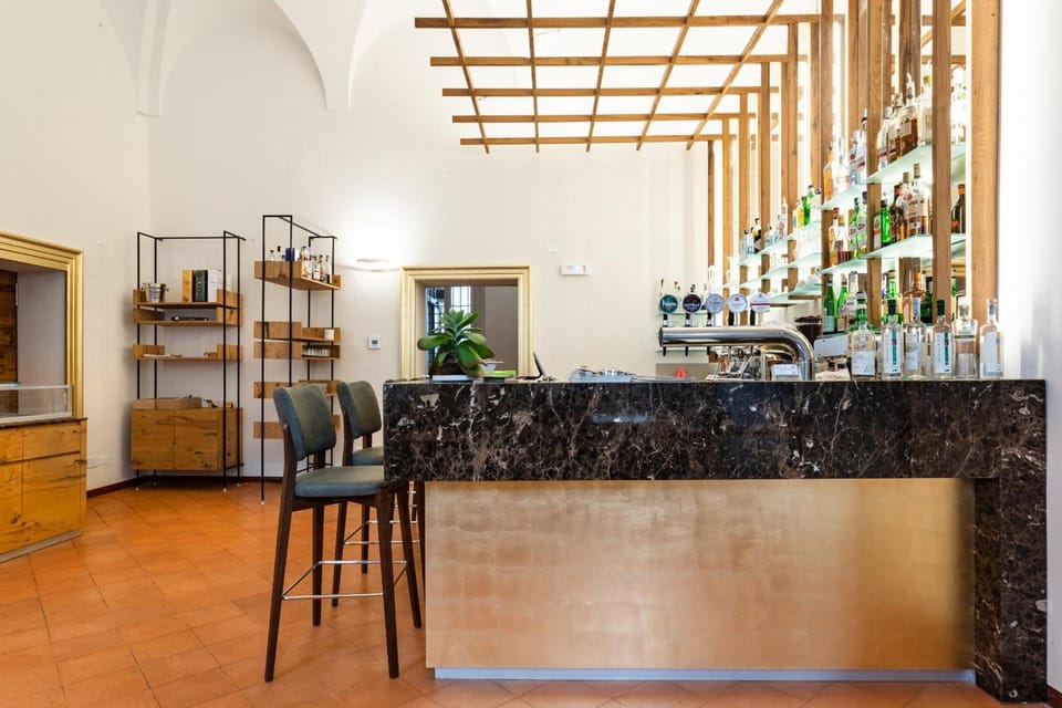 Bar/lounge