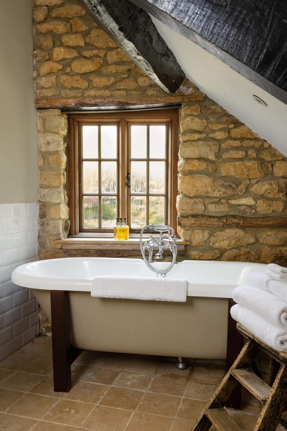 The Ebrington Arms Hotel in Cotswold District