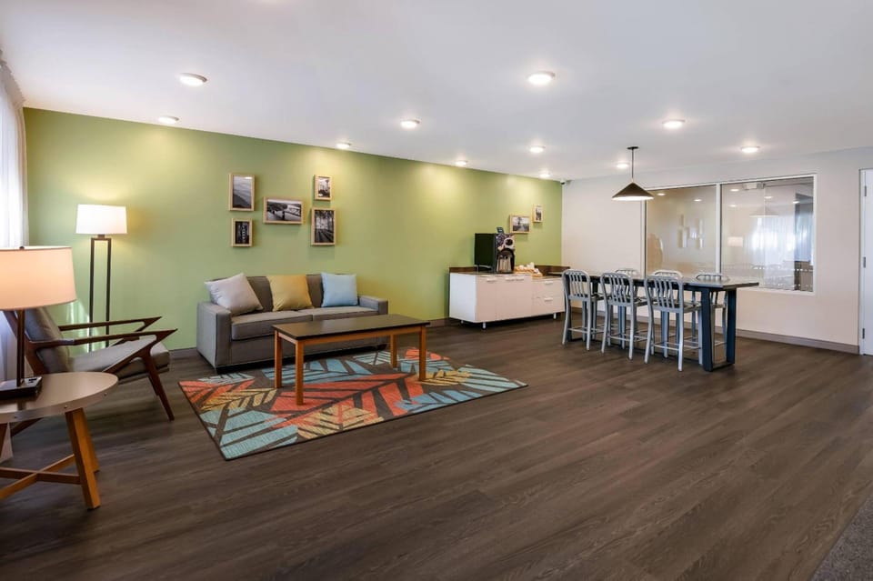 WoodSpring Suites Knoxville West Hotel in Knoxville