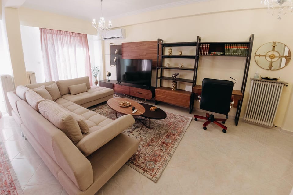 Best House, Psila Alonia Square Luxury, Patra Hotel in Peloponnese, Western Greece and the Ionian