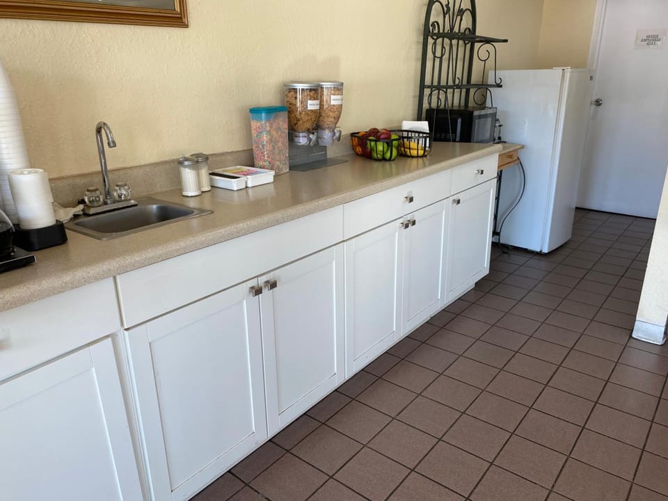 Travel Inn - Lugoff Motel in South Carolina