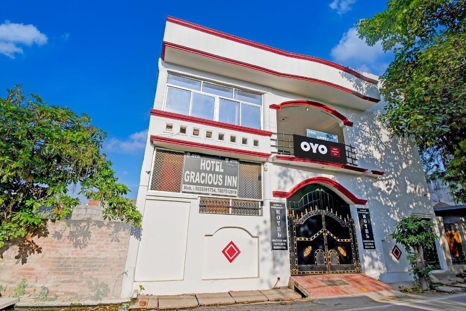 Hotel O gracious inn Hotel in Lucknow
