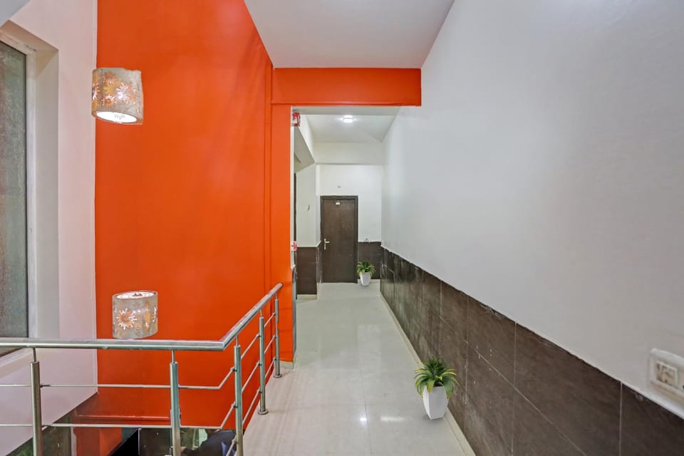 Flagship Hotel Earth View Near ISKCON Temple Noida Hotel in Noida