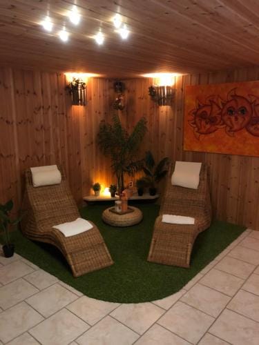 JustB Hotel in Limburg (province)