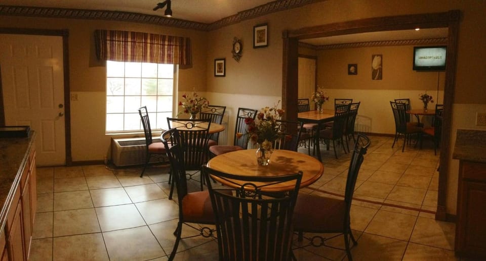 Twelve Oaks Inn Motel in Branson