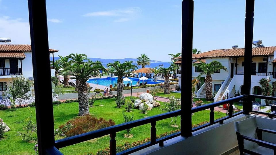 Assa Maris Beach Hotel Hotel in Halkidiki