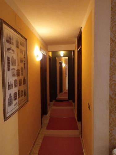 Two steps from Rialto bridge Hotel in San Marco