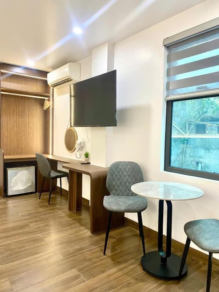 Thuỷ Anh Hotel & Restaurant Hotel in Vietnam