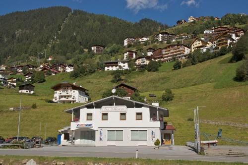 Val Monte Hotel in Canton of Grisons