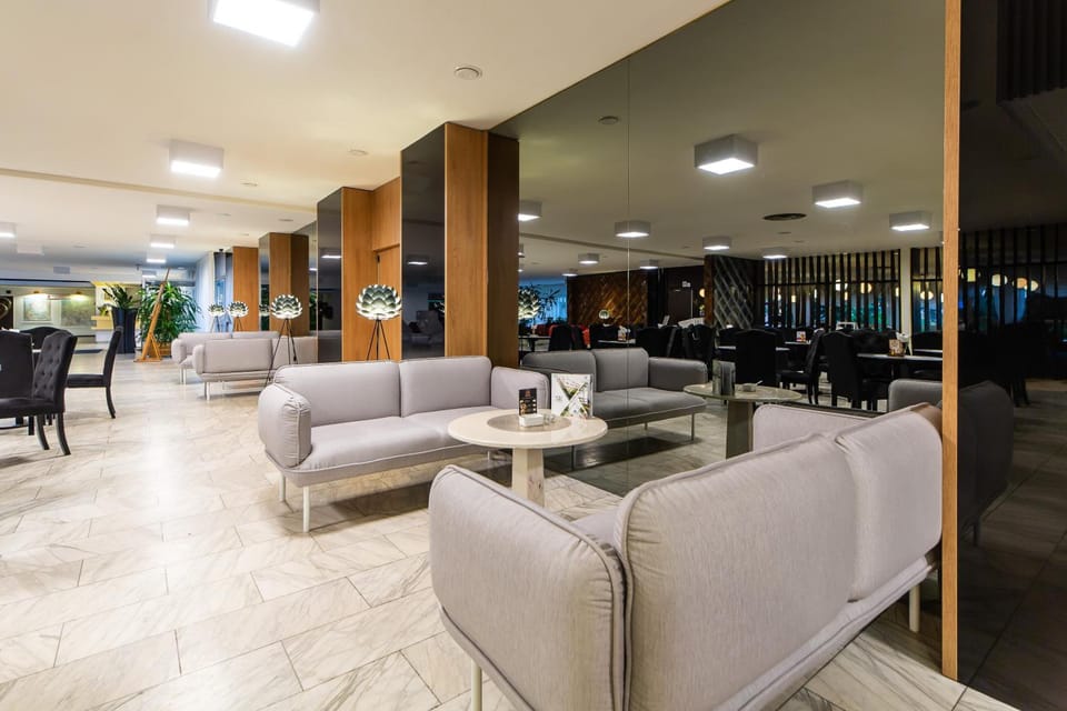 Bar/lounge