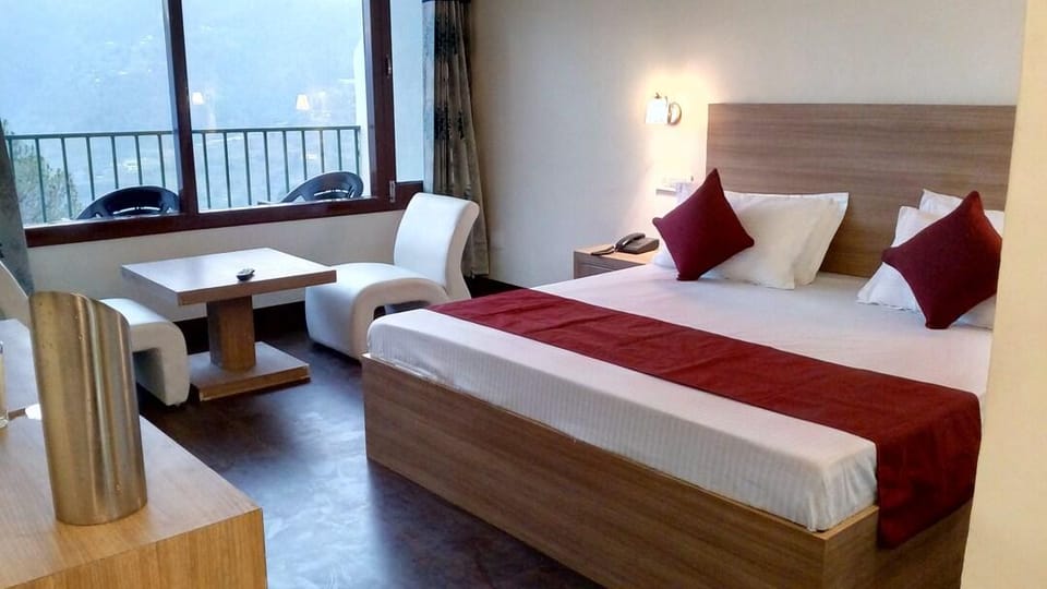 Hotel Emerald Valley Hotel in Himachal Pradesh