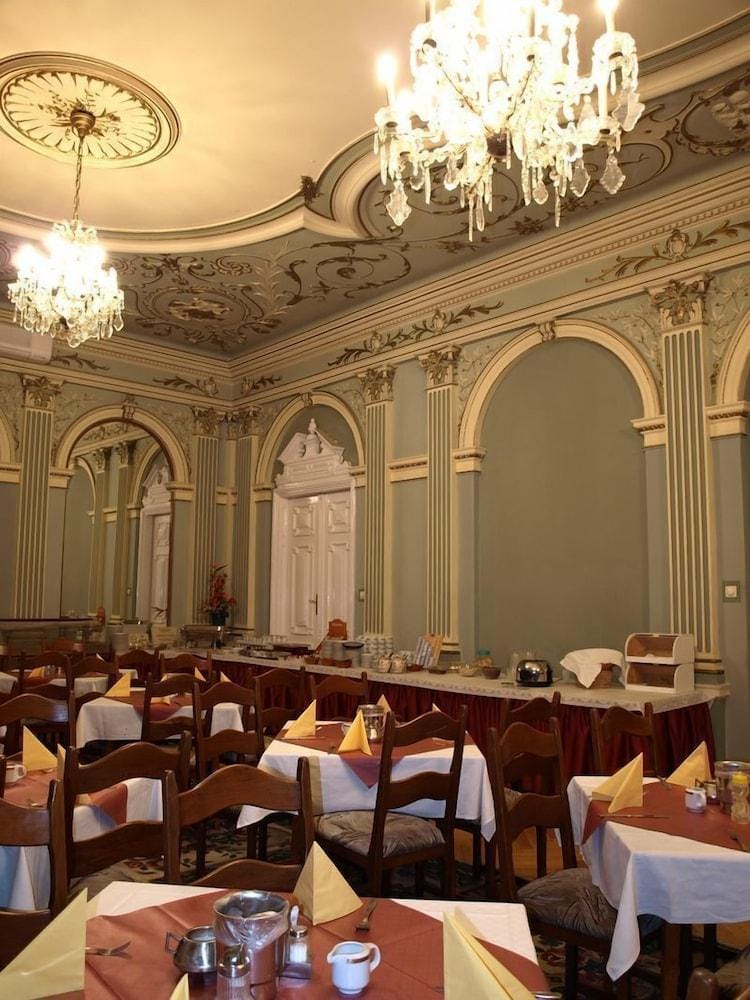 Tisza Hotel Hotel in Szeged