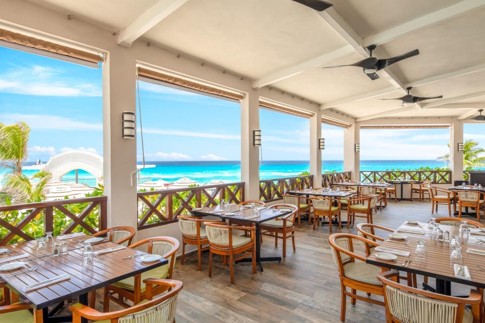 Sunscape Cancun All-Inclusive Resort & Spa by Hyatt Resort in Cancun