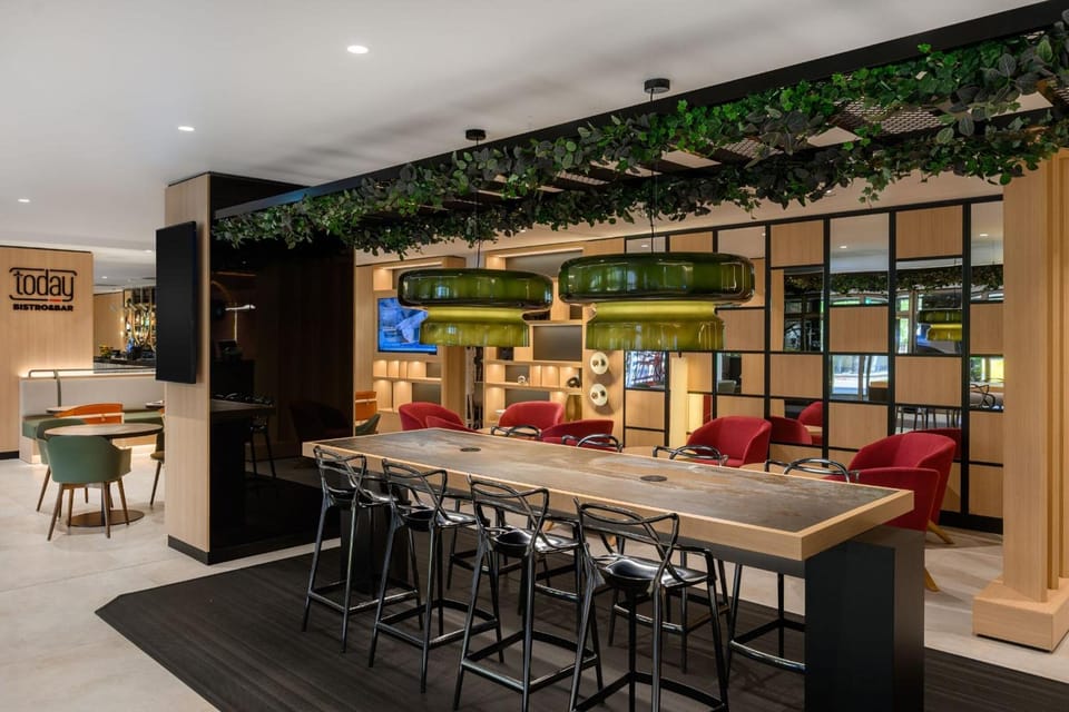 Bar/lounge
