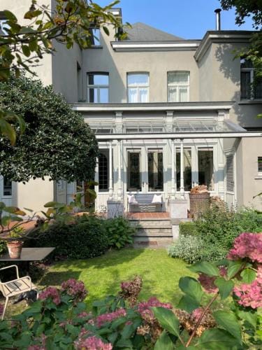 Huis Dujardin Bed&Breakfast Hotel in Antwerp