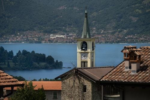 ROSINA HOUSE e CHALET Hotel in Colico