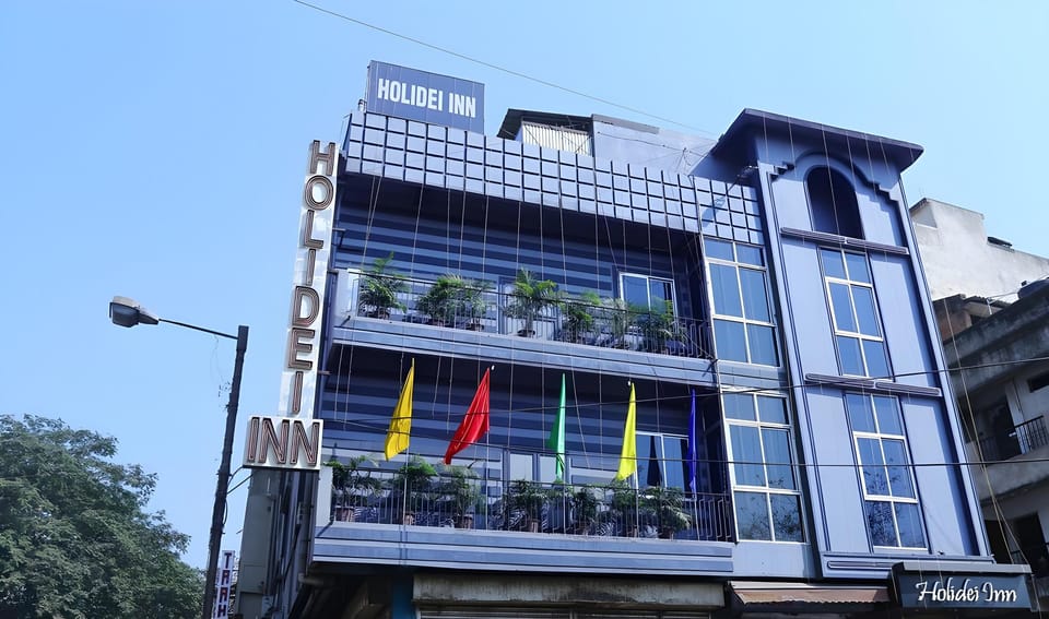 HOLIDEI INN  Hotel in West Bengal