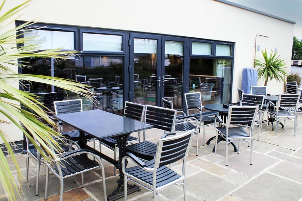 Three Horseshoes Leamside Inn in Durham