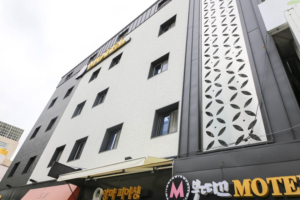 M boutique motel Apartment hotel in Gyeonggi-do