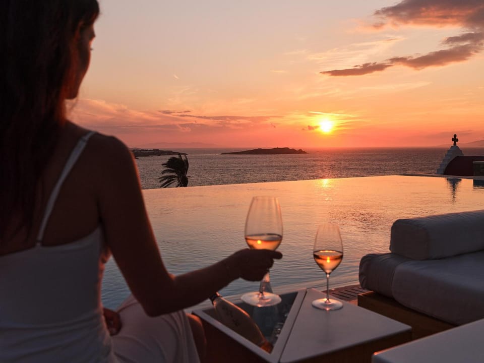 Bill&Coo Mykonos-The Leading Hotels of the World Hotel in Mykonos