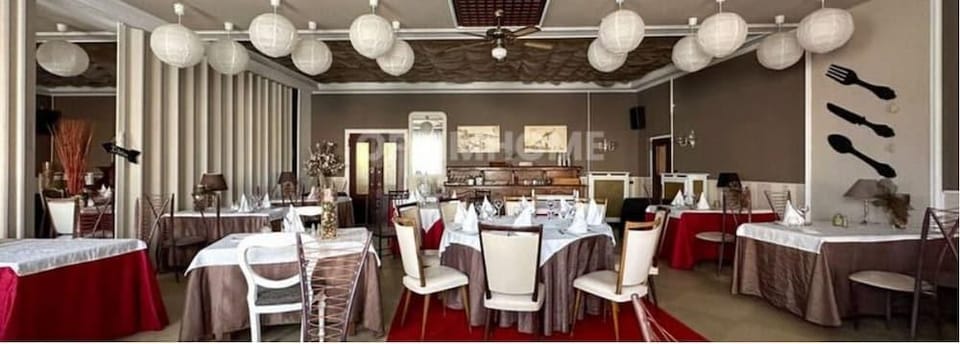 Le Merle Blanc Hotel in Bourgogne-Franche-Comté