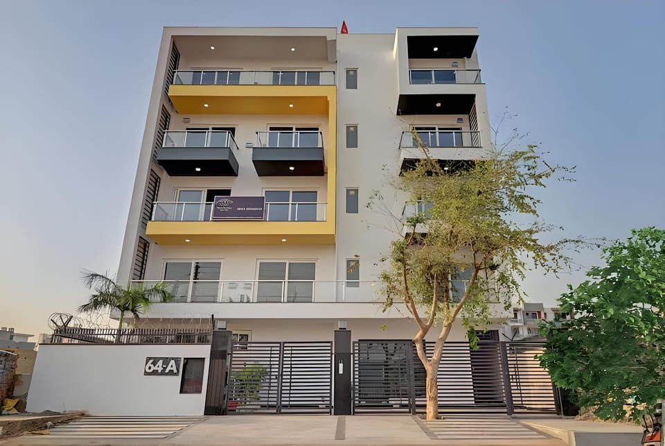 Tipsyy Inn 007 Hotel in Gurugram