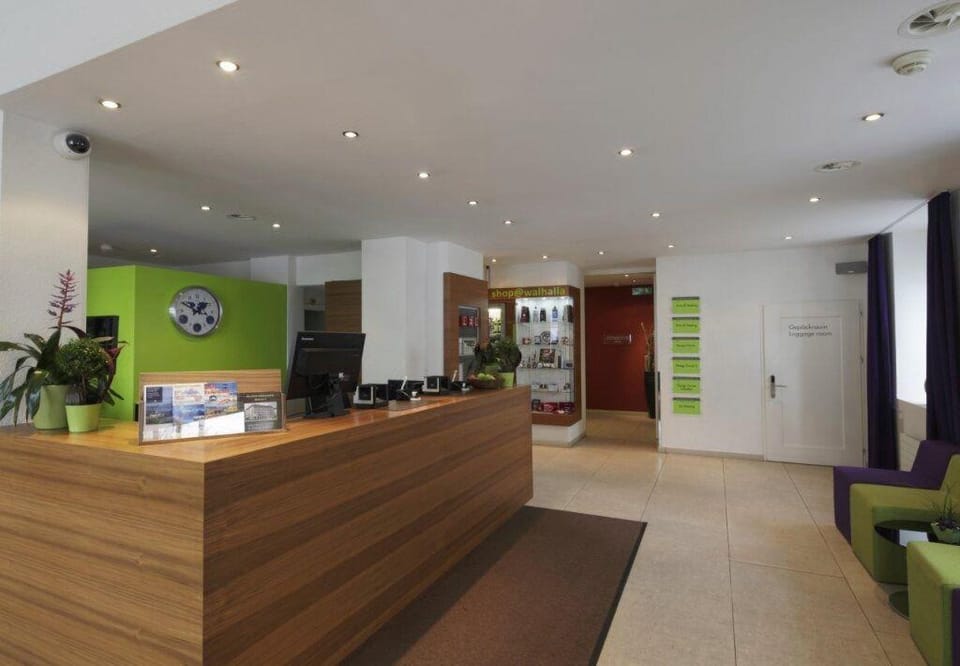 Fred Hotel Hauptbahnhof - Self Check-in Hotel in Zurich City