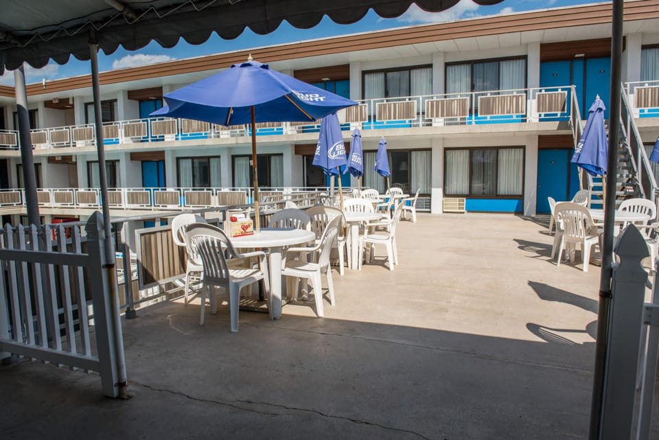Windjammer Motor Inn Motel in Seaside Park
