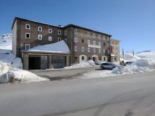 Hotel Bernina Hospiz Hostel in Canton of Grisons