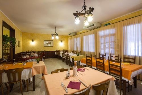 Albergo Ristorante Da Felice Hotel in Trentino-South Tyrol