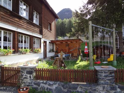 Pension Hof zur Stilli Inn in Davos