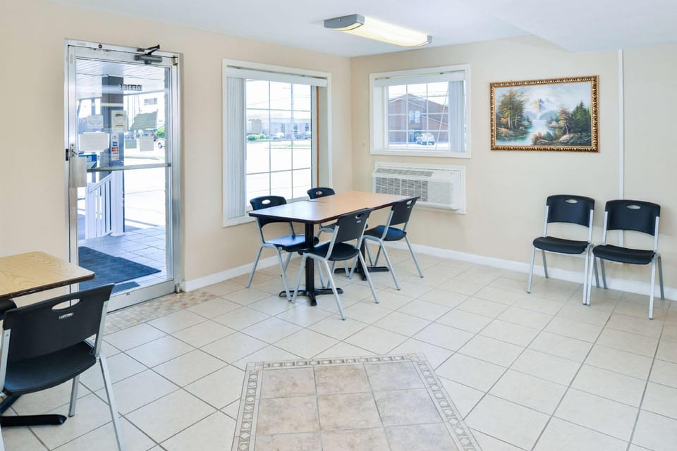 Americas Best Value Inn Lebanon, MO Motel in Ozark Mountains