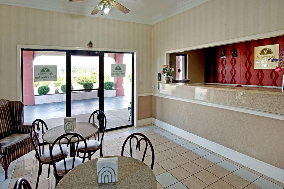 Rodeway Inn Canton I-55 Hotel in Mississippi