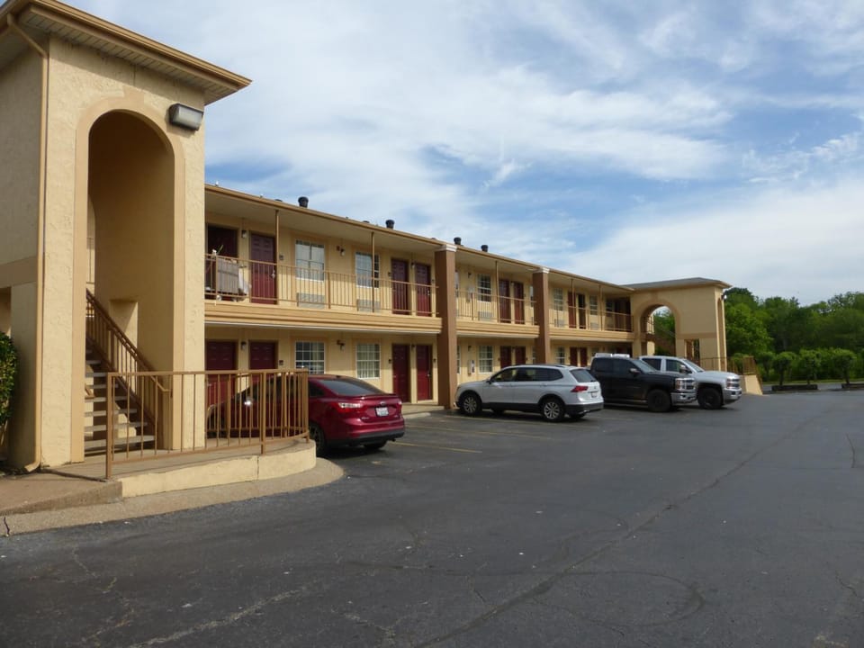 Red Roof Inn Columbia, TN Hotel in Columbia
