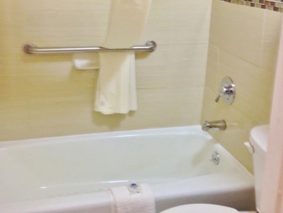 Americas Best Value Inn Forest Hotel in Mississippi