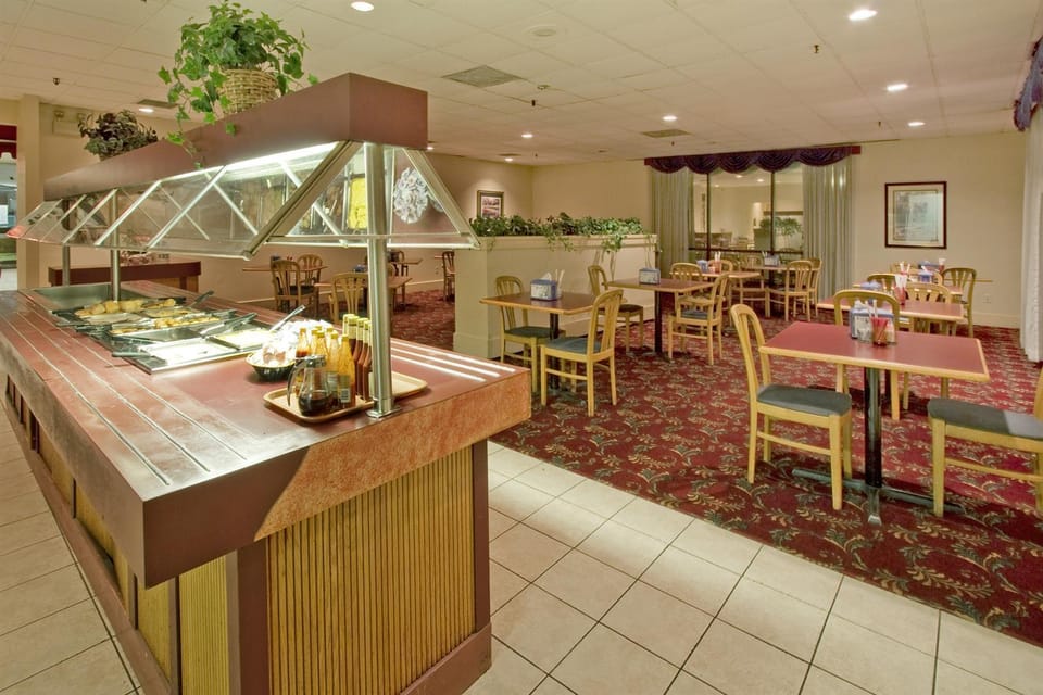 Americas Best Value Inn Forest Hotel in Mississippi