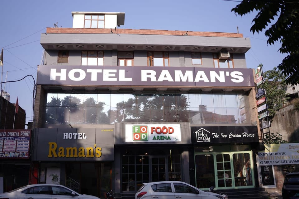 Hotel Ramans Hotel in Haryana