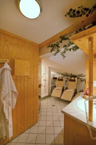Apart Garni Mirabell Hotel in Canton of Grisons