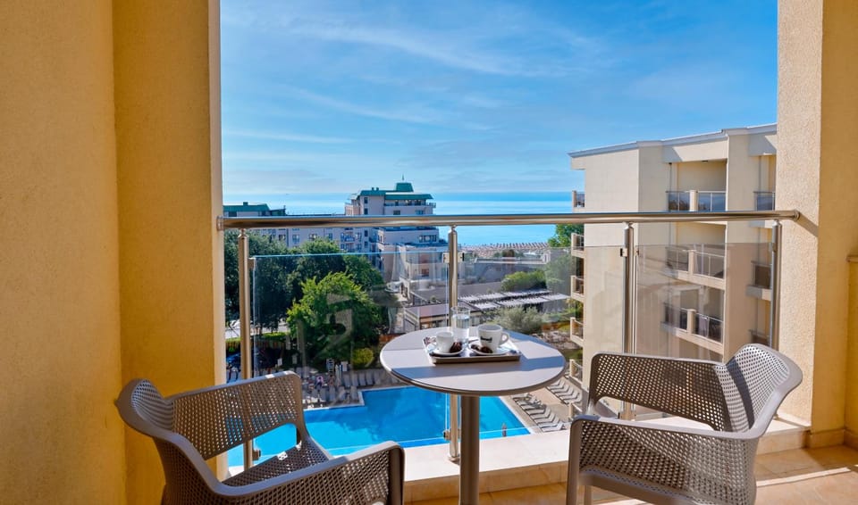 Apart Hotel Golden Line Apartment hotel in Varna