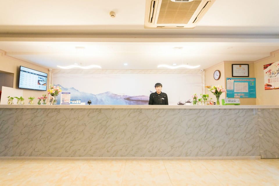 Qingmu Hotel (Nanjing Liuzhou East Road Subway Station) Hotel in Nanjing