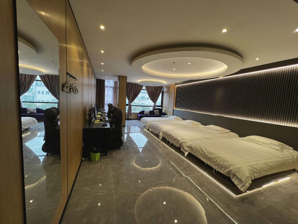 X- E-Sports Hotel (Haining) Hotel in Hangzhou
