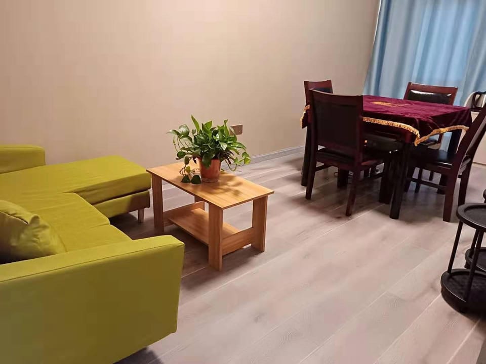 Feronia Hotel (Funing Yilin Town People's Park) Hotel in Jiangsu