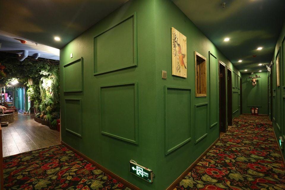 Bailuyuan Theme Inn Hotel in China