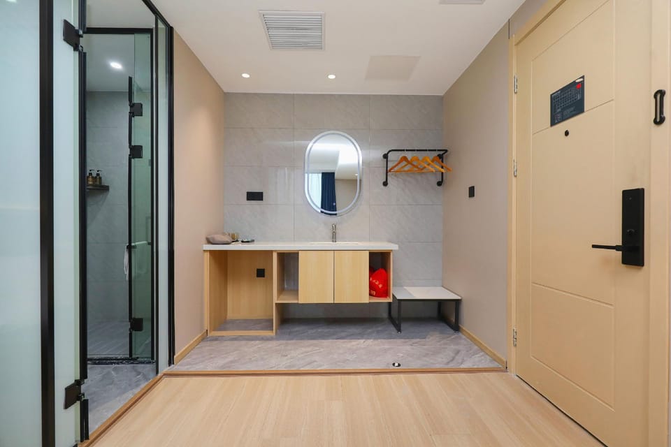 Qingmu Select Hotel (Wuxi Yangming Subway Station) Hotel in Suzhou