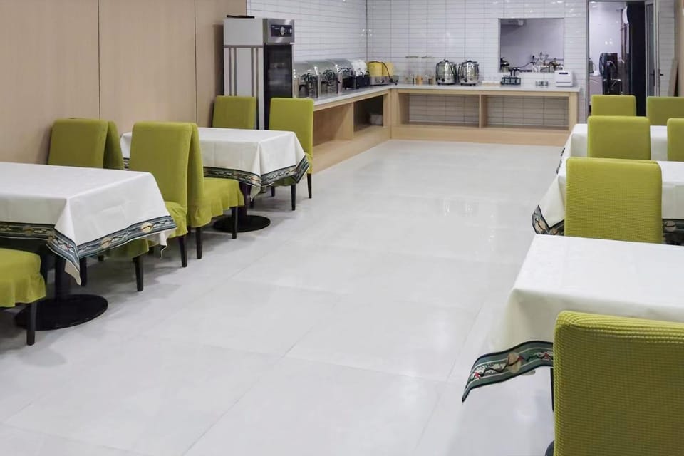 Qingmu Select Hotel (Wuxi Yangming Subway Station) Hotel in Suzhou