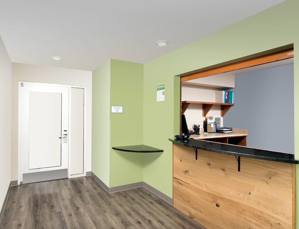 Extended Stay America Select Suites - Cincinnati - Florence - Airport Hotel in Florence